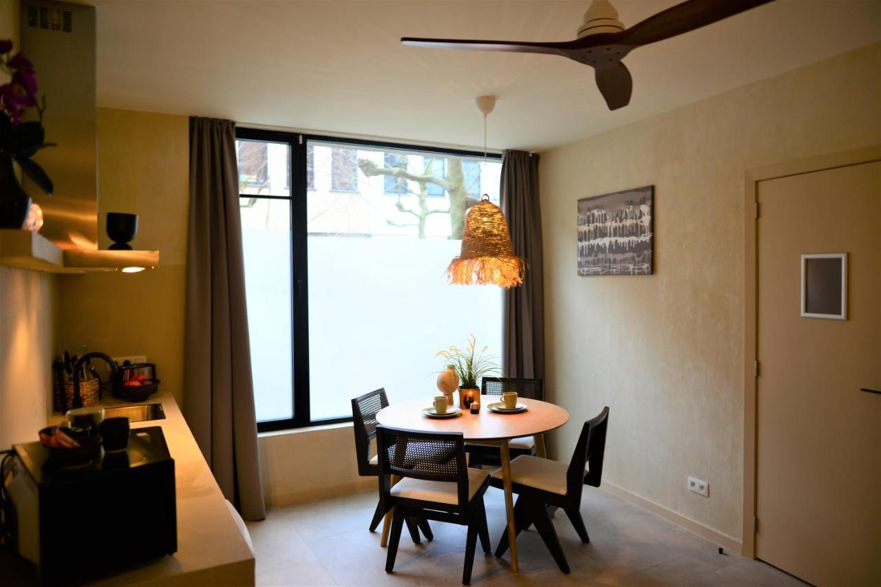 Balinese Cityflat Ac Apartment *